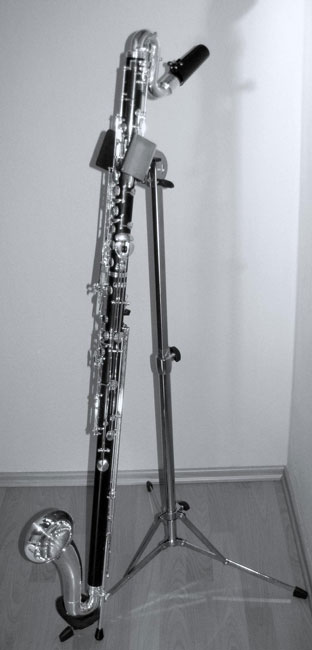 Uebel Bassklarinette 740 Serie III